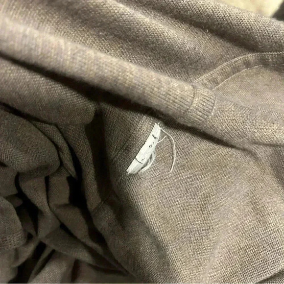 DKNY  Cardigan - Picture 5 of 5